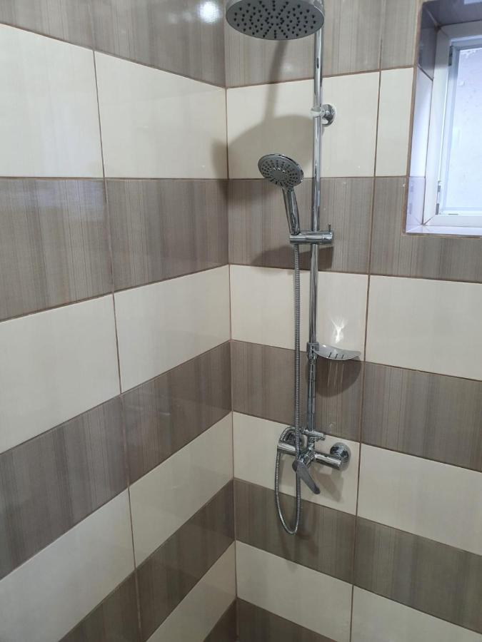 Отель Zapp House Костинешти Экстерьер фото