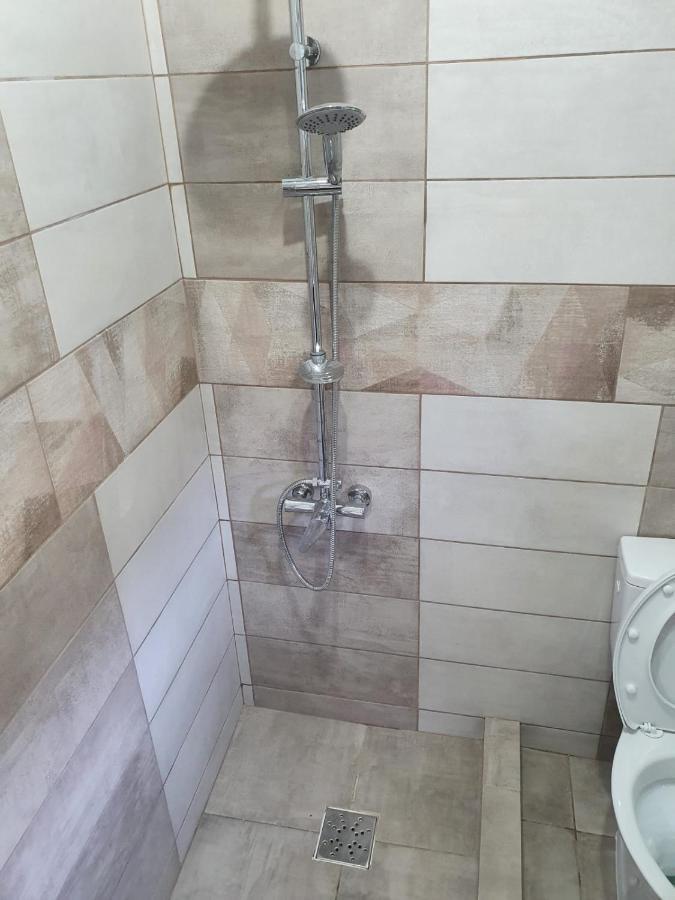 Отель Zapp House Костинешти Экстерьер фото